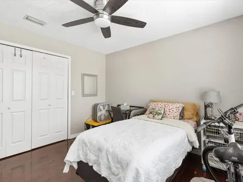 2550 N Alafaya Trail Orlando FL 32826