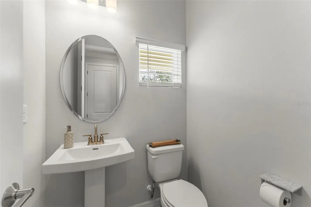 9012 Tequila Sunrise Drive Sarasota FL 34241