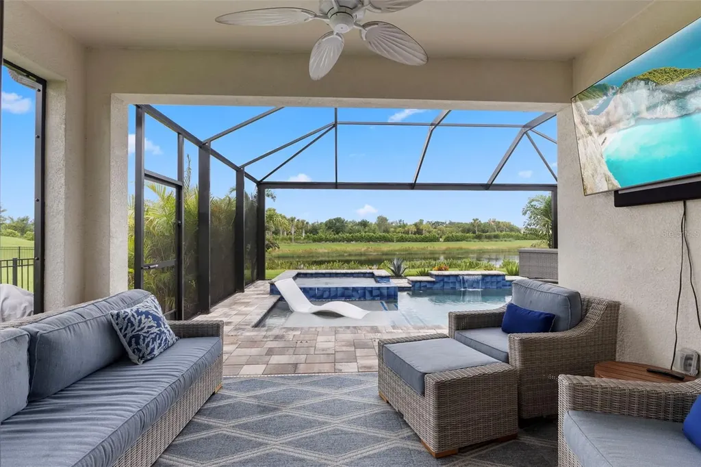 9012 Tequila Sunrise Drive Sarasota FL 34241