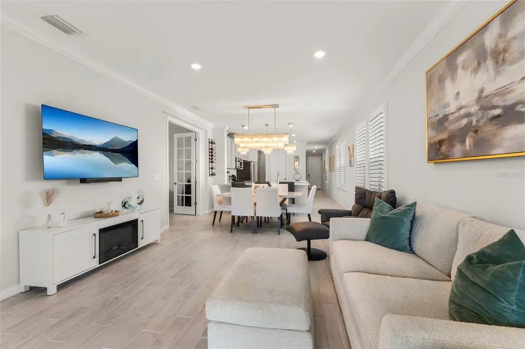 9012 Tequila Sunrise Drive Sarasota FL 34241