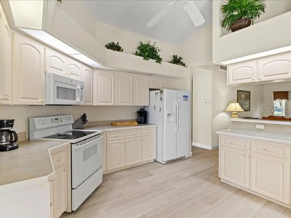 23 Pine Valley Court Rotonda West FL 33947