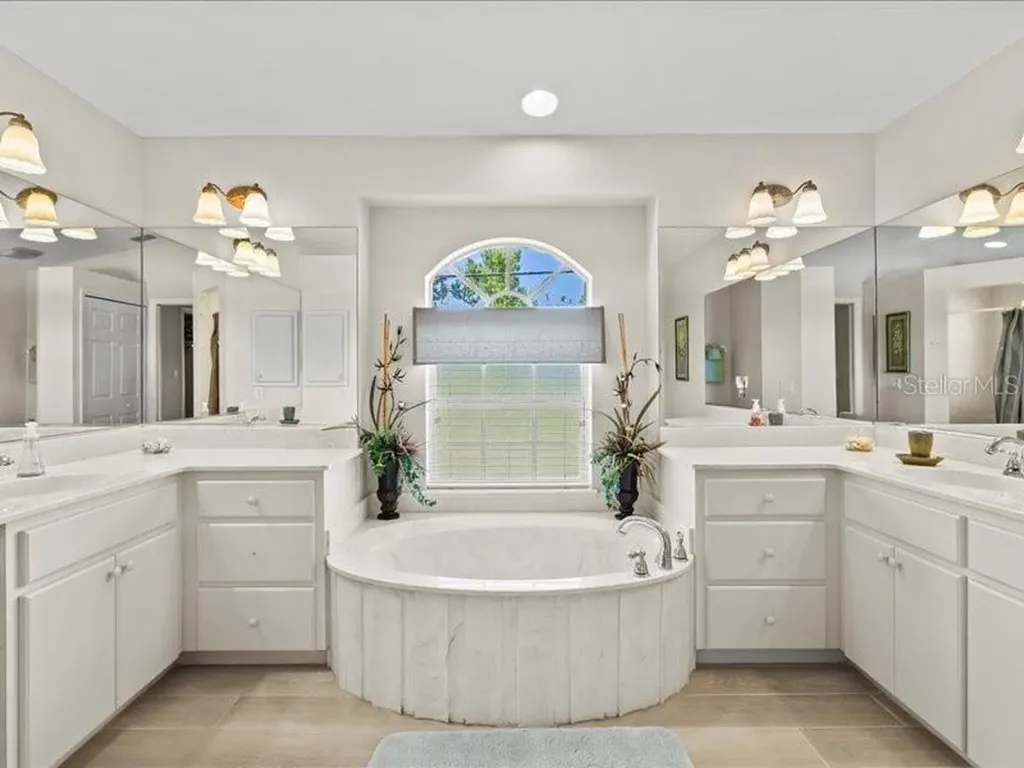 23 Pine Valley Court Rotonda West FL 33947