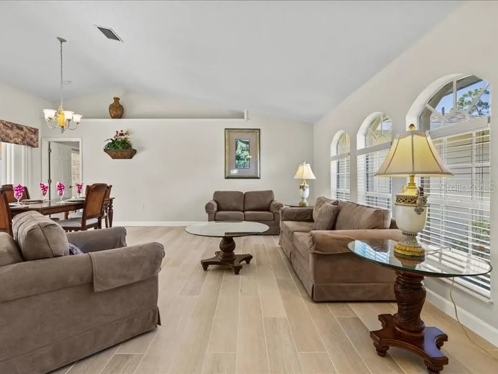 23 Pine Valley Court Rotonda West FL 33947