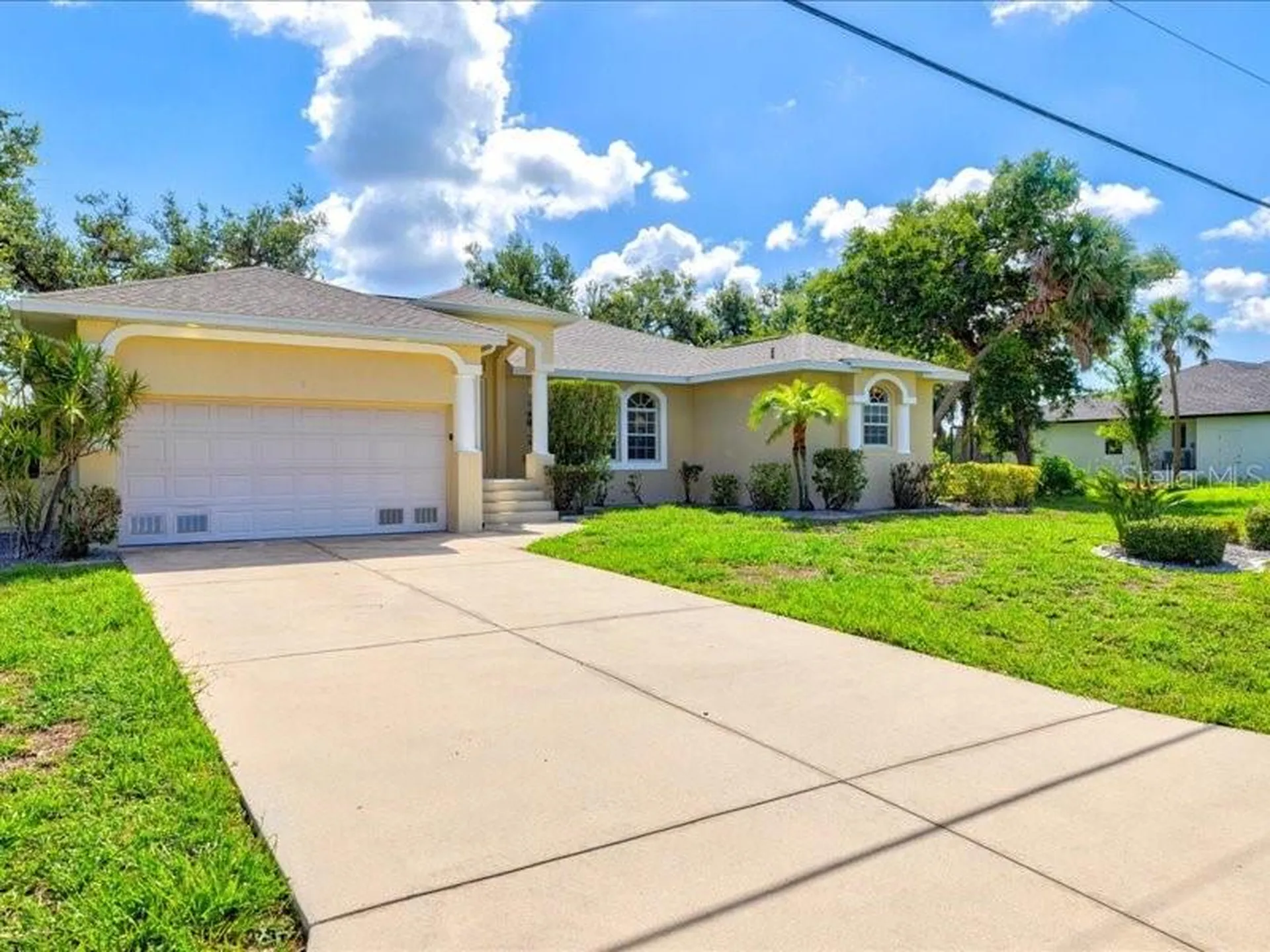 23 Pine Valley Court Rotonda West FL 33947