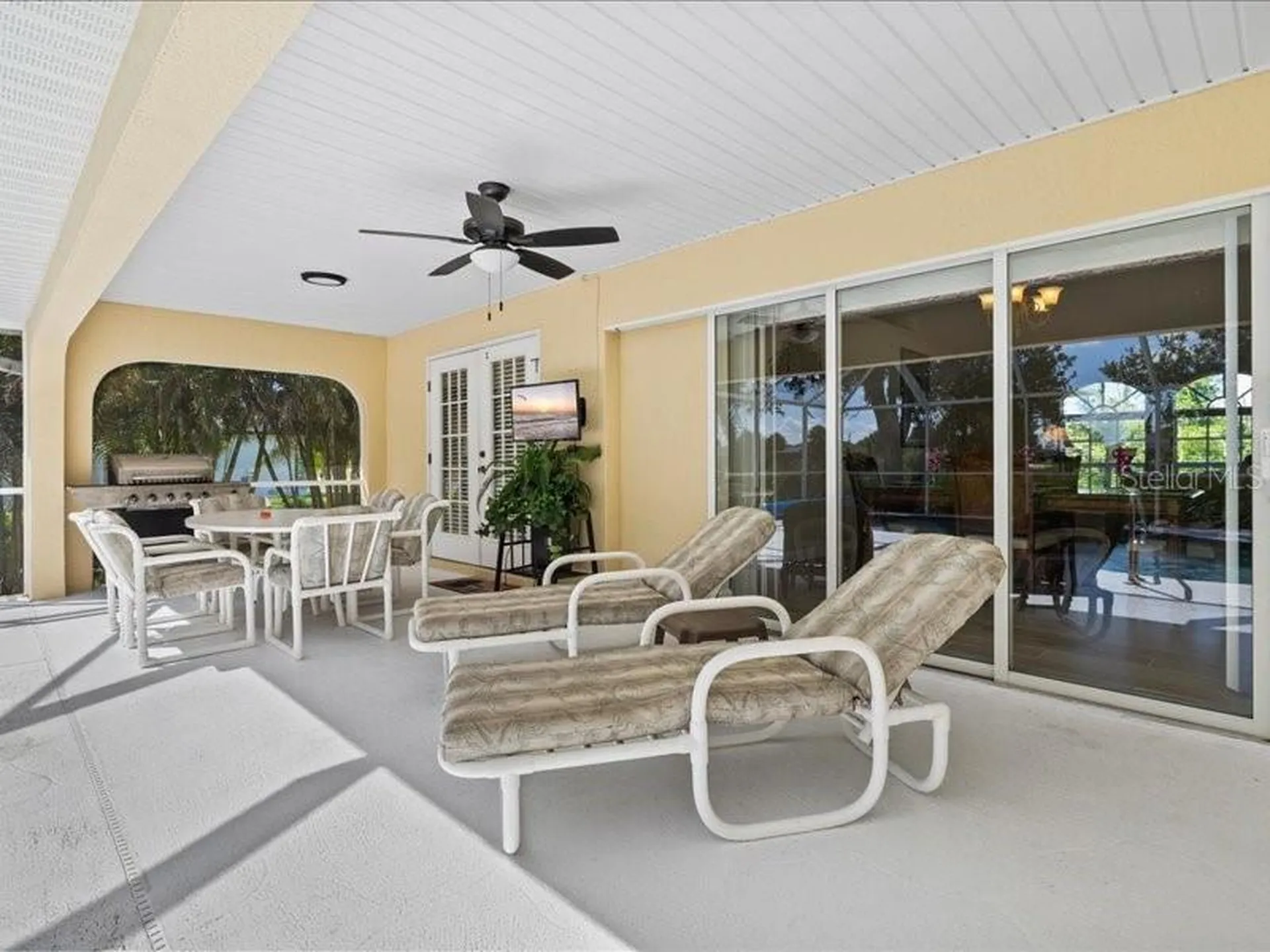 23 Pine Valley Court Rotonda West FL 33947