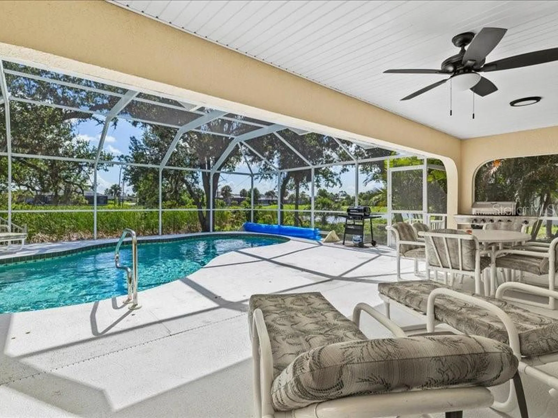 23 Pine Valley Court Rotonda West FL 33947