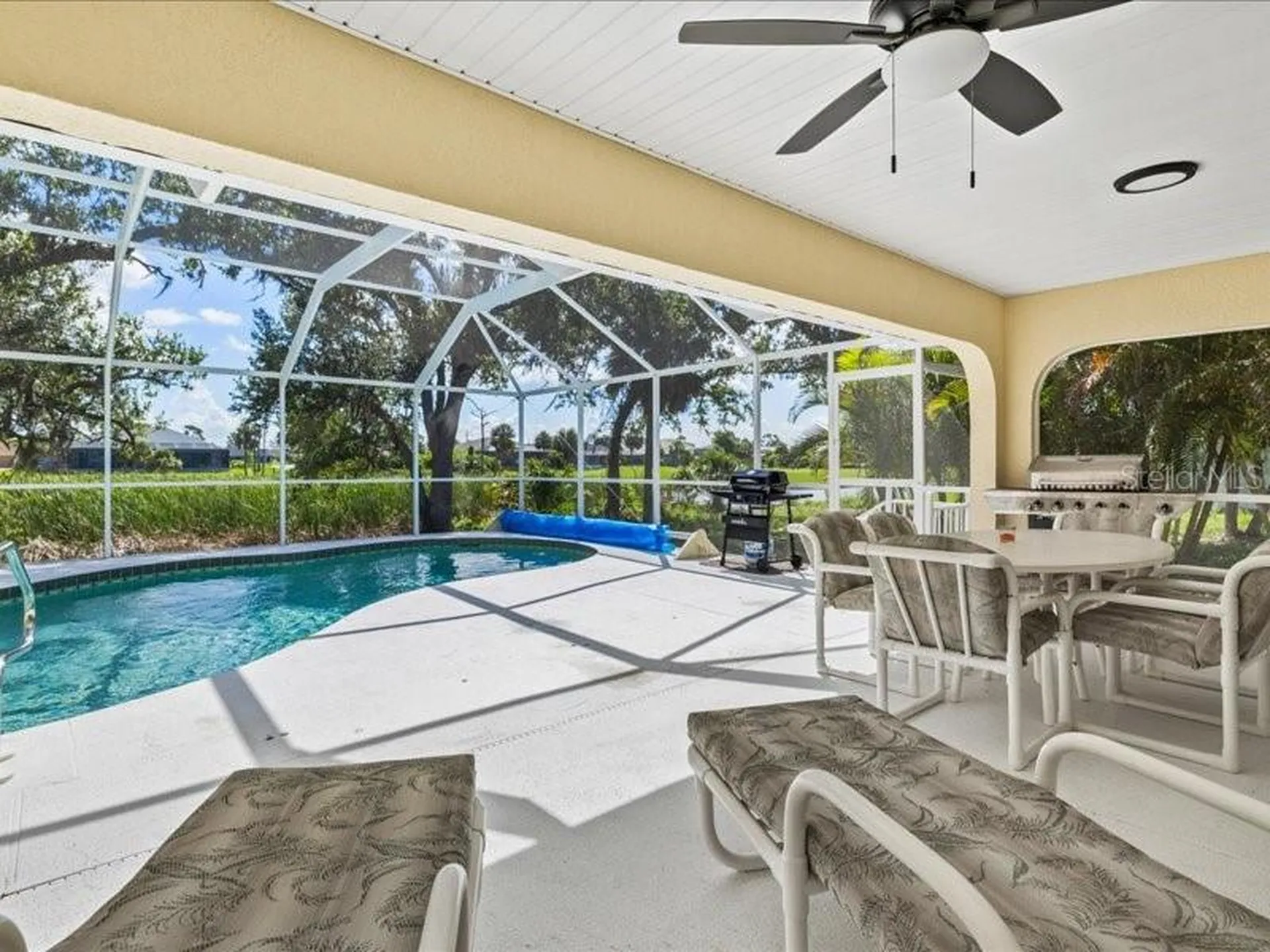 23 Pine Valley Court Rotonda West FL 33947