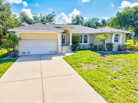 23 Pine Valley Court Rotonda West FL 33947