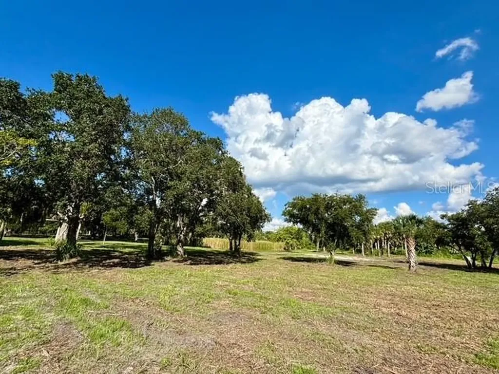 107 Tillett Place Terra Ceia FL 34250