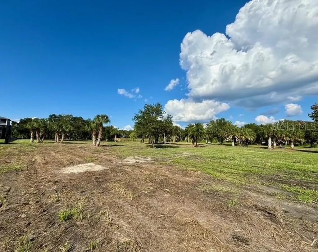 107 Tillett Place Terra Ceia FL 34250
