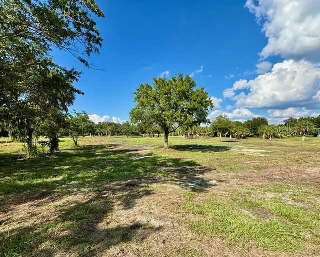107 Tillett Place Terra Ceia FL 34250