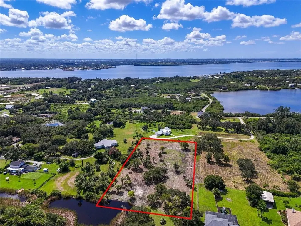 107 Tillett Place Terra Ceia FL 34250