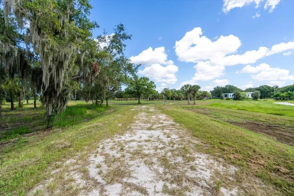 107 Tillett Place Terra Ceia FL 34250