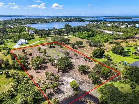 107 Tillett Place Terra Ceia FL 34250