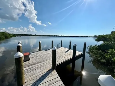 107 Tillett Place Terra Ceia FL 34250