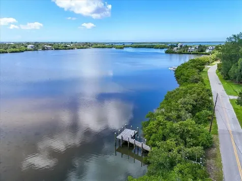 107 Tillett Place Terra Ceia FL 34250