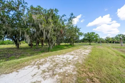107 Tillett Place Terra Ceia FL 34250