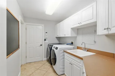 1129 SW 89th Street Gainesville FL 32607