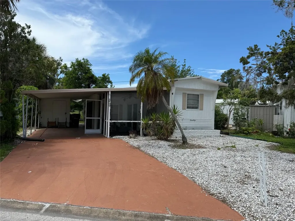 4845 Boca Raton Avenue Sarasota FL 34234