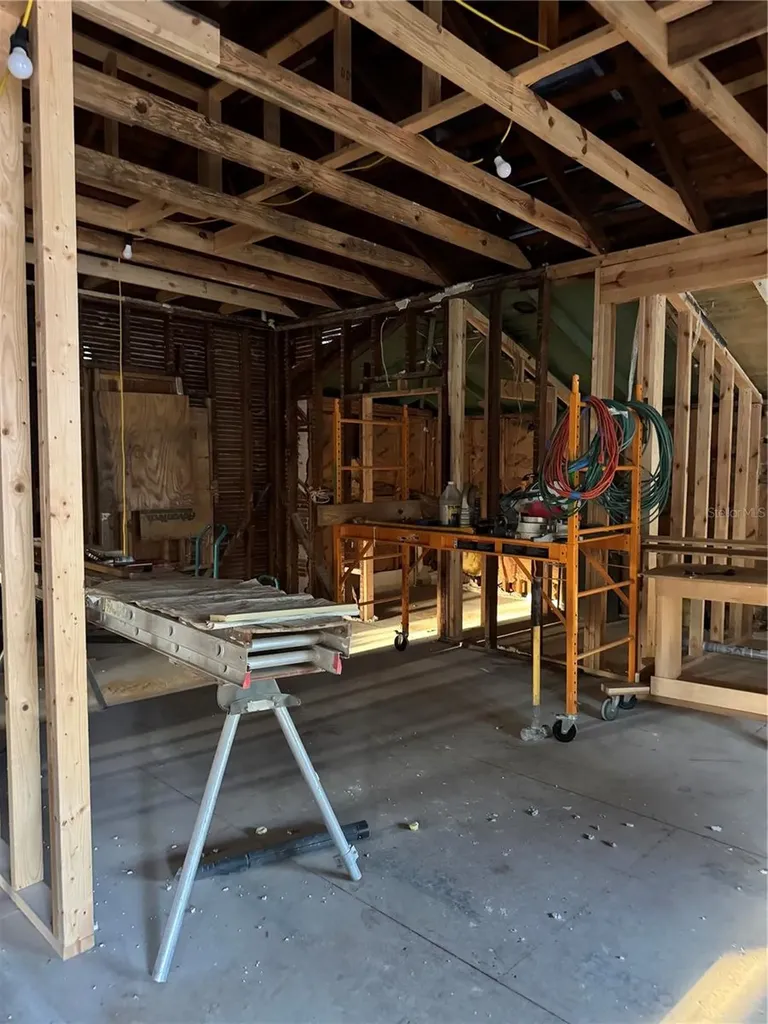 585 Washington Street New Smyrna Beach FL 32168