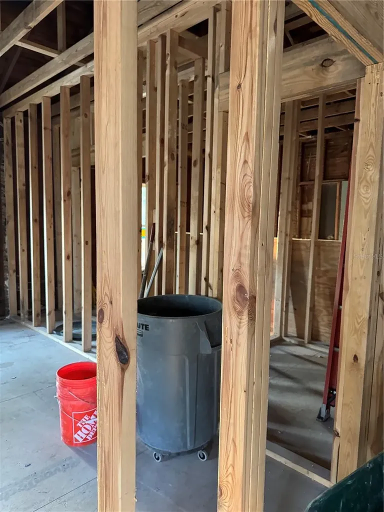 585 Washington Street New Smyrna Beach FL 32168