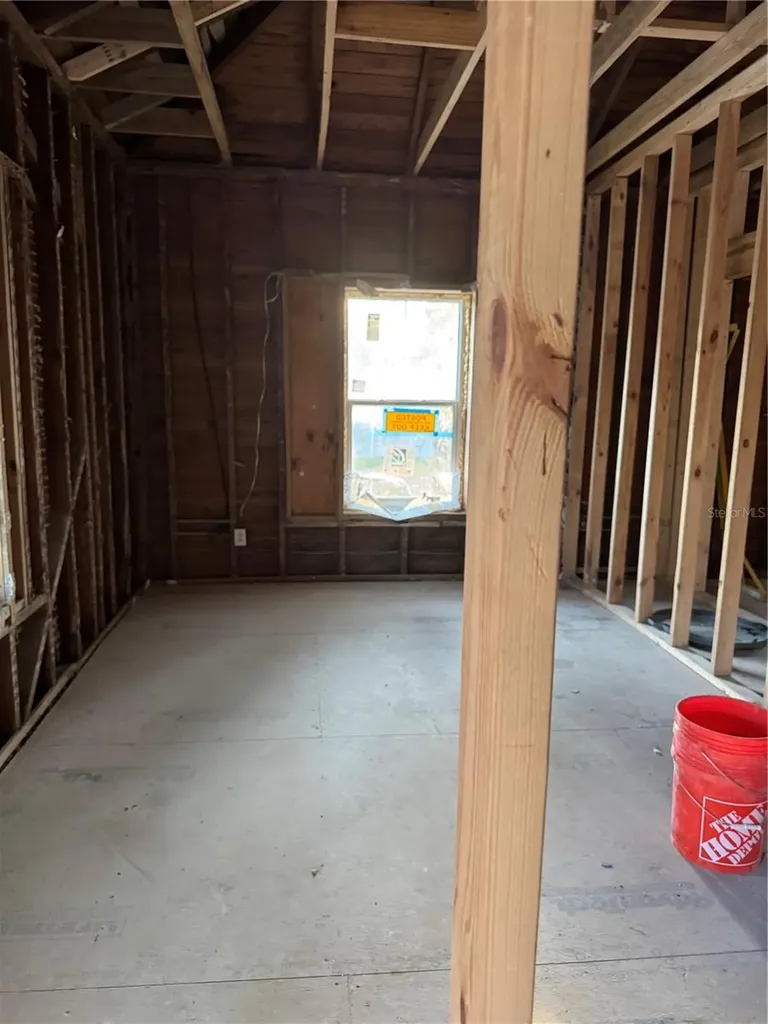 585 Washington Street New Smyrna Beach FL 32168