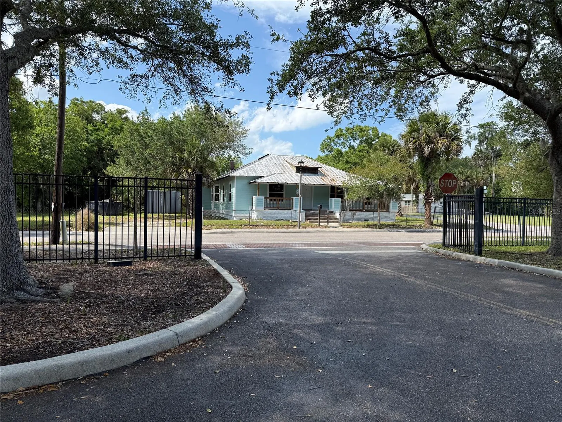 585 Washington Street New Smyrna Beach FL 32168
