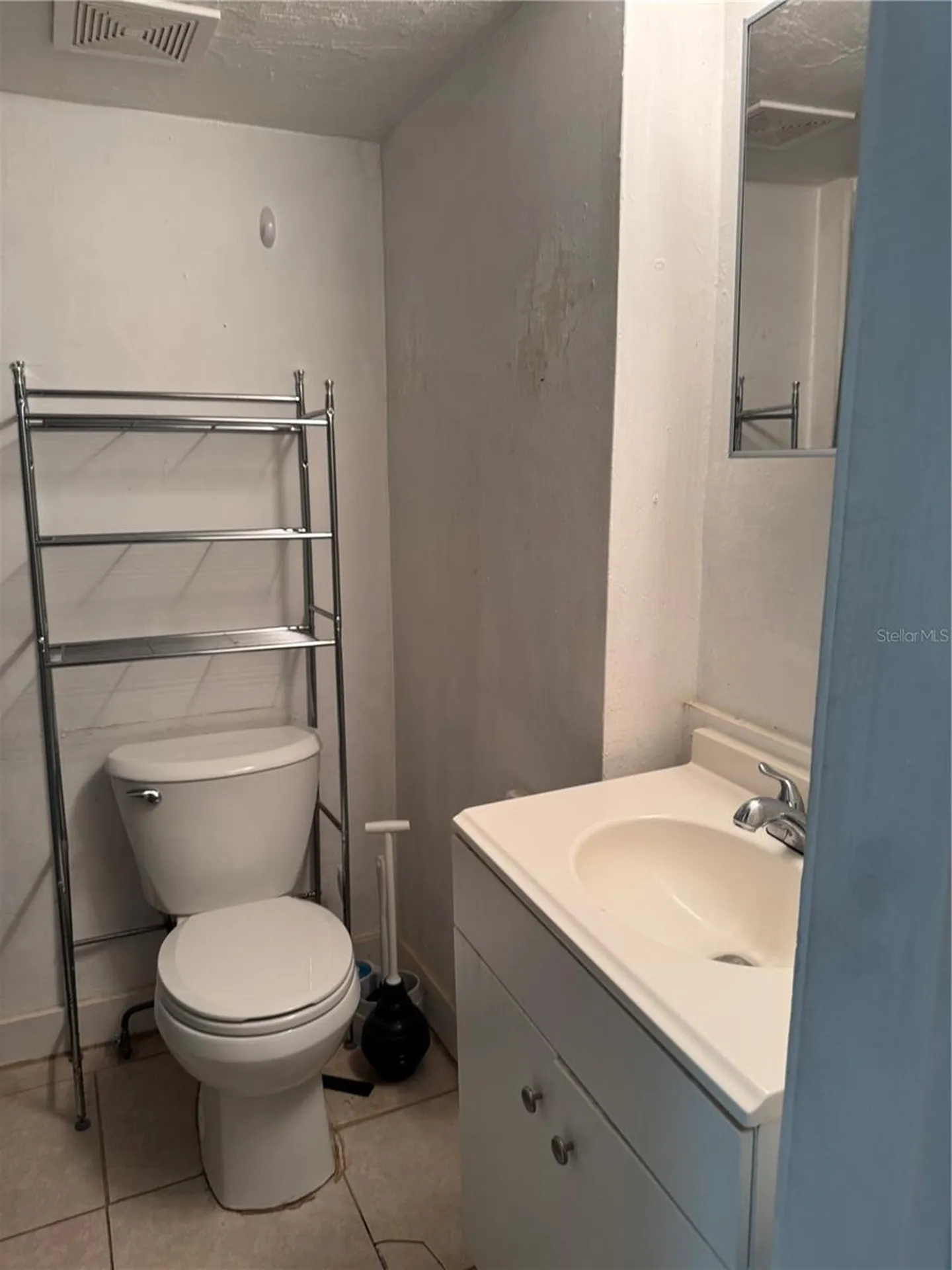 585 Washington Street New Smyrna Beach FL 32168