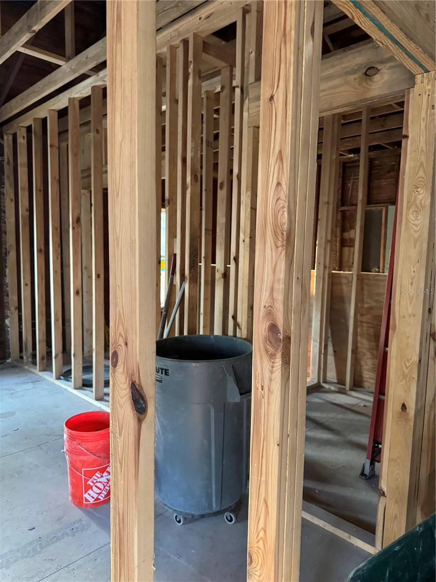 585 Washington Street New Smyrna Beach FL 32168
