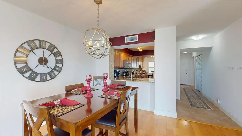 6105 Bahia Del Mar Circle St Petersburg FL 33715
