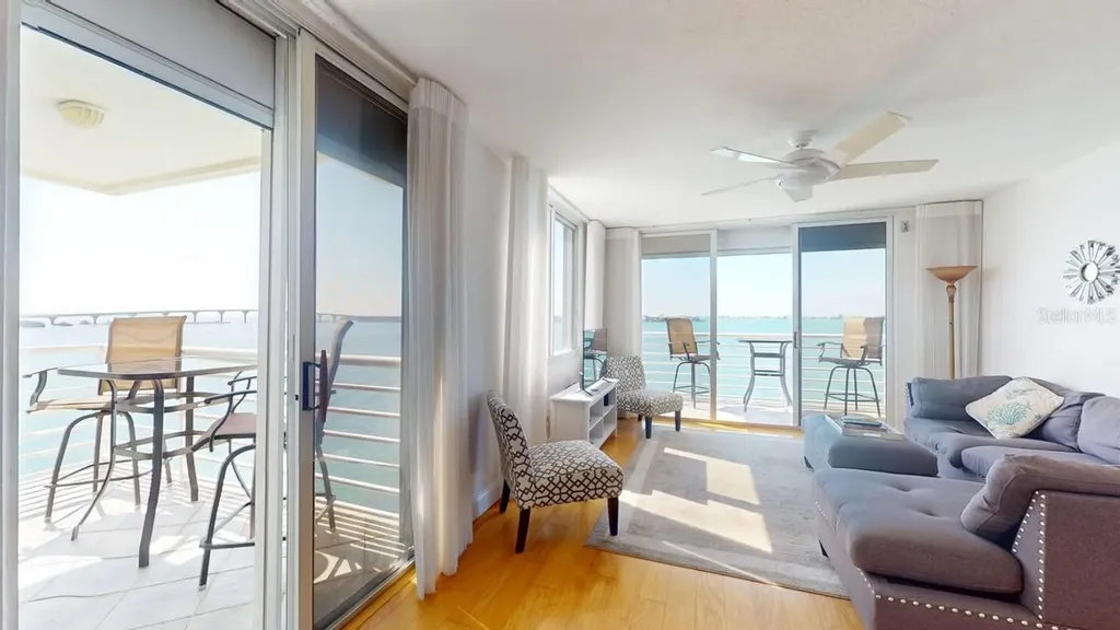 6105 Bahia Del Mar Circle St Petersburg FL 33715