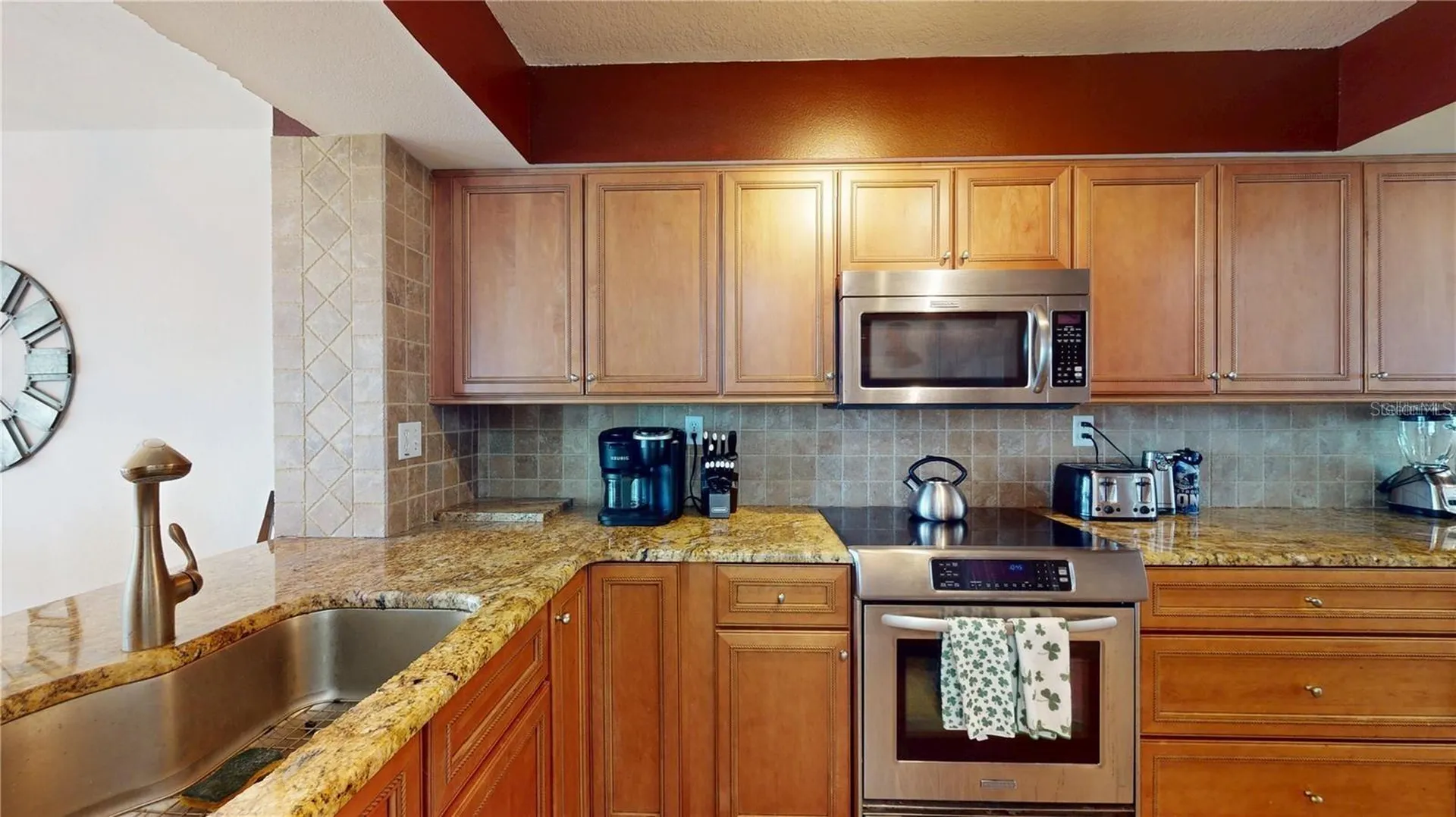 6105 Bahia Del Mar Circle St Petersburg FL 33715
