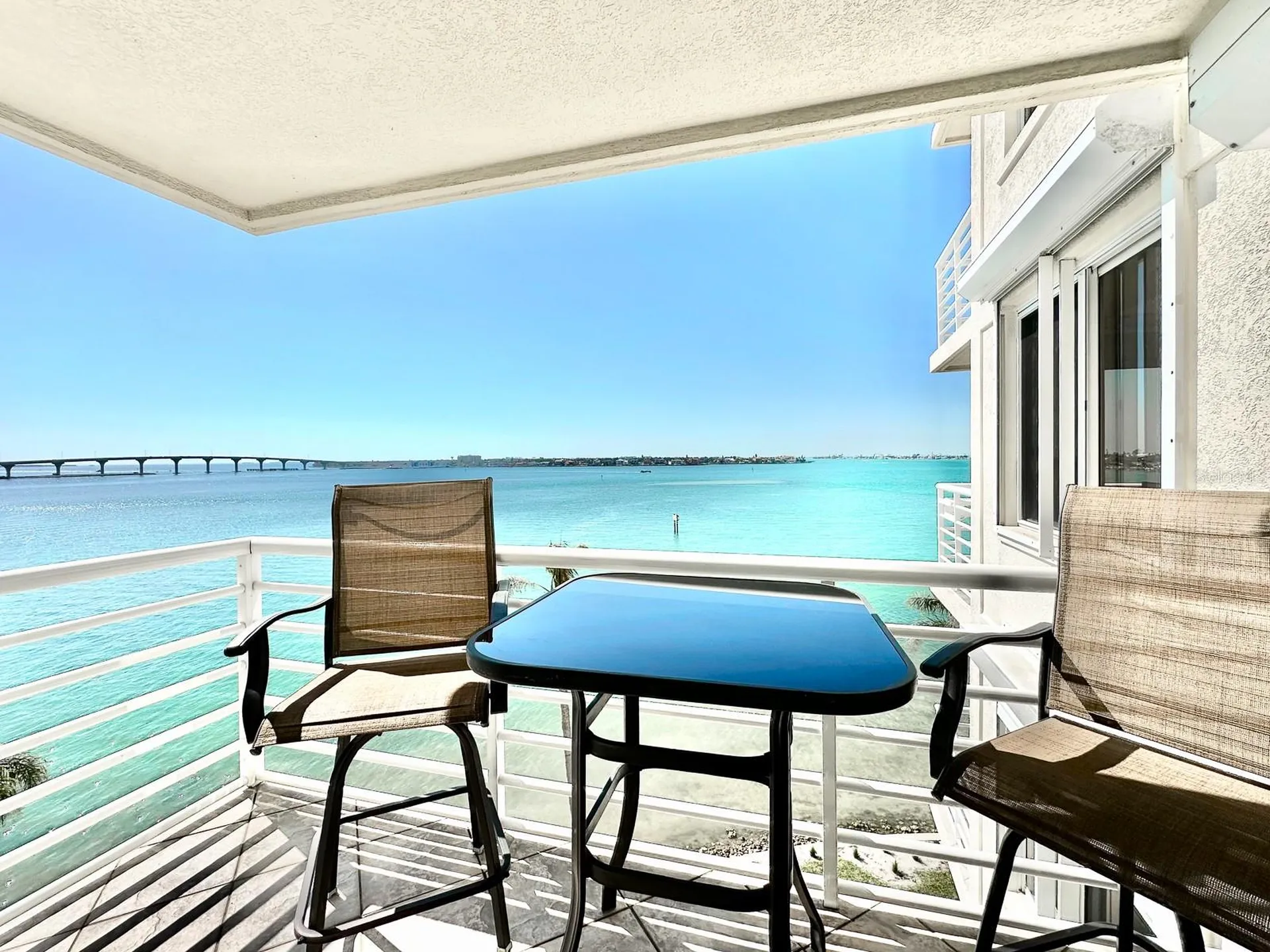 6105 Bahia Del Mar Circle St Petersburg FL 33715