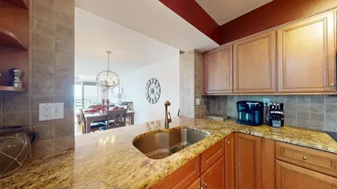 6105 Bahia Del Mar Circle St Petersburg FL 33715