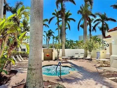 6105 Bahia Del Mar Circle St Petersburg FL 33715