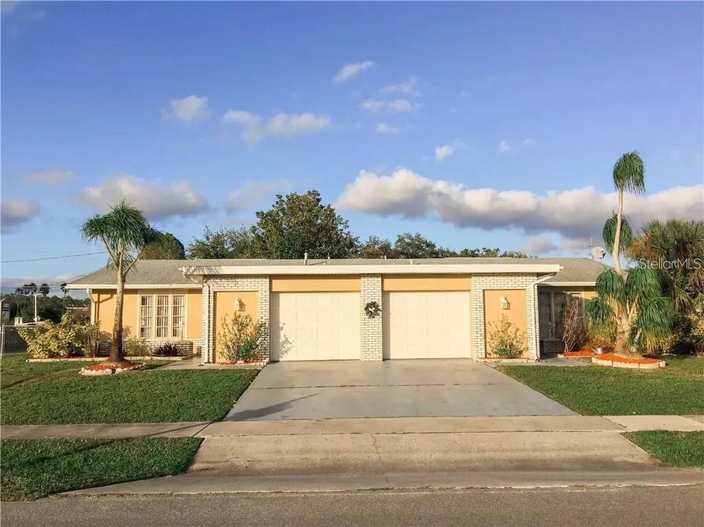 6004/6014 Deming Avenue North Port FL 34287