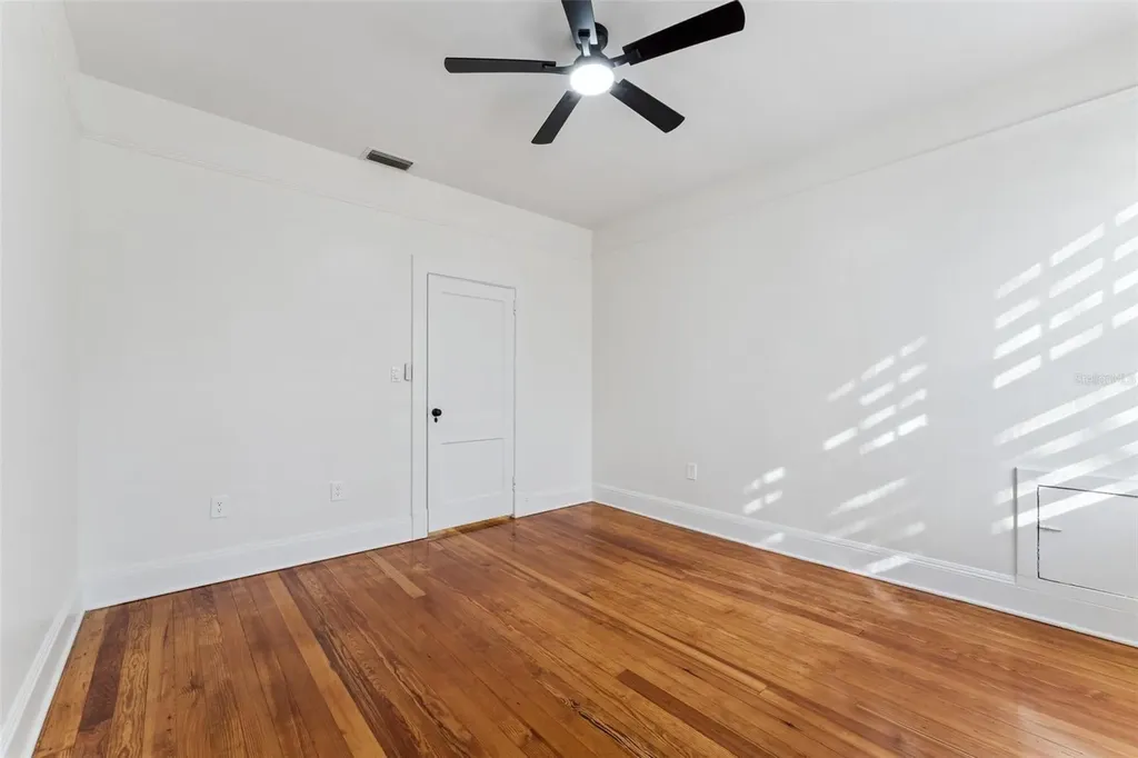 803 E Harwood Street Orlando FL 32803