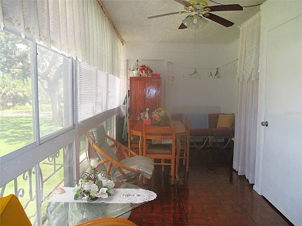 4154 57th Street N Kenneth City FL 33709