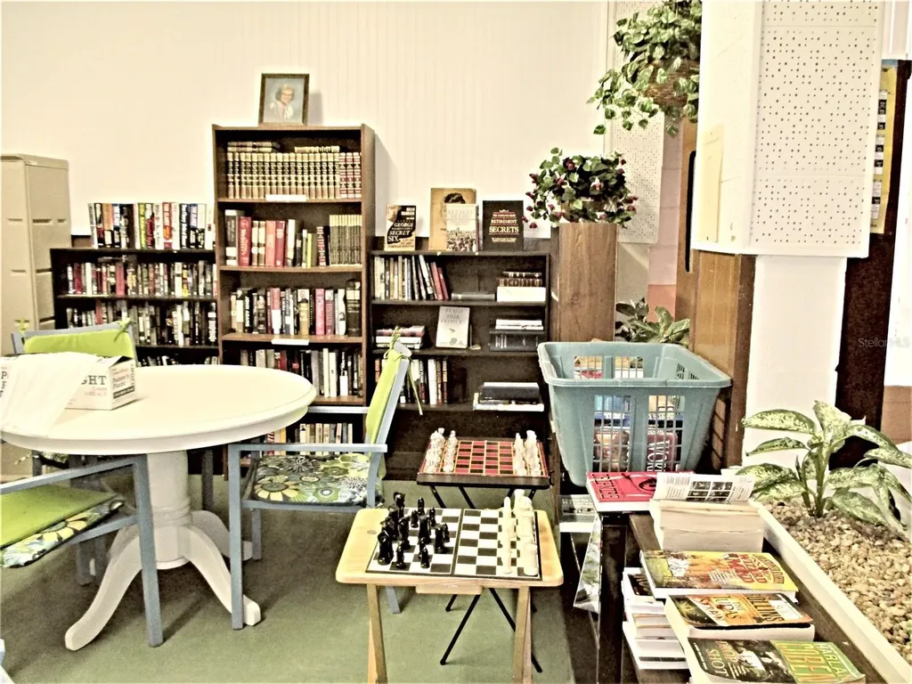 4154 57th Street N Kenneth City FL 33709