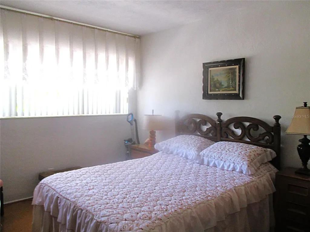 4154 57th Street N Kenneth City FL 33709