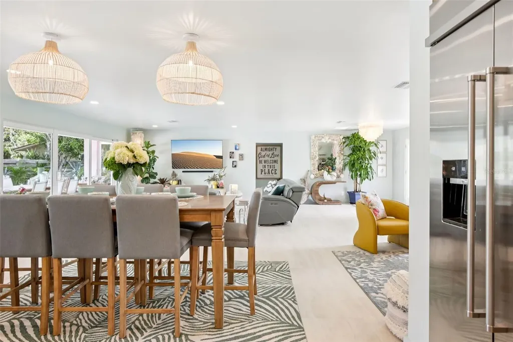 613 Buttonwood Drive Longboat Key FL 34228
