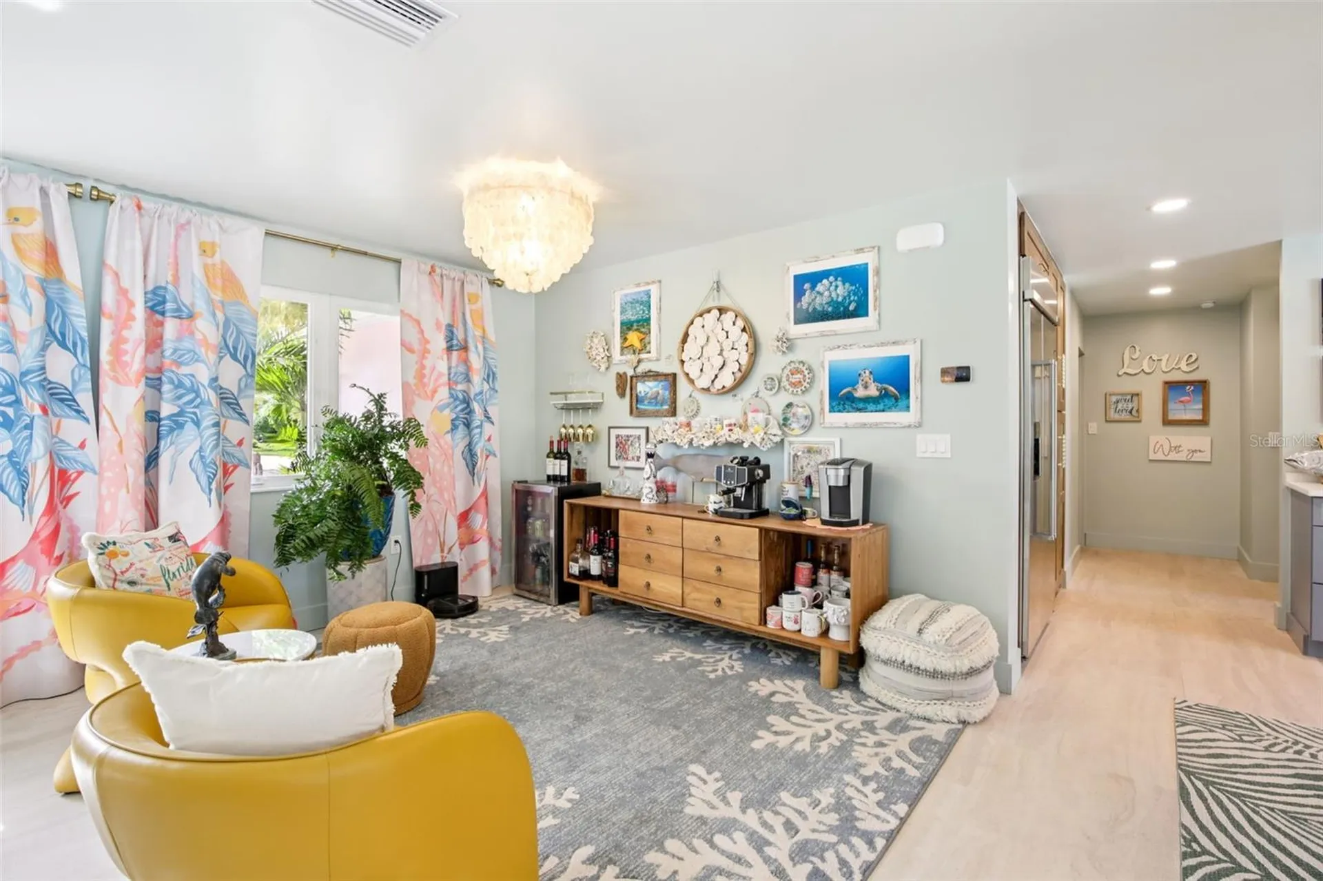 613 Buttonwood Drive Longboat Key FL 34228