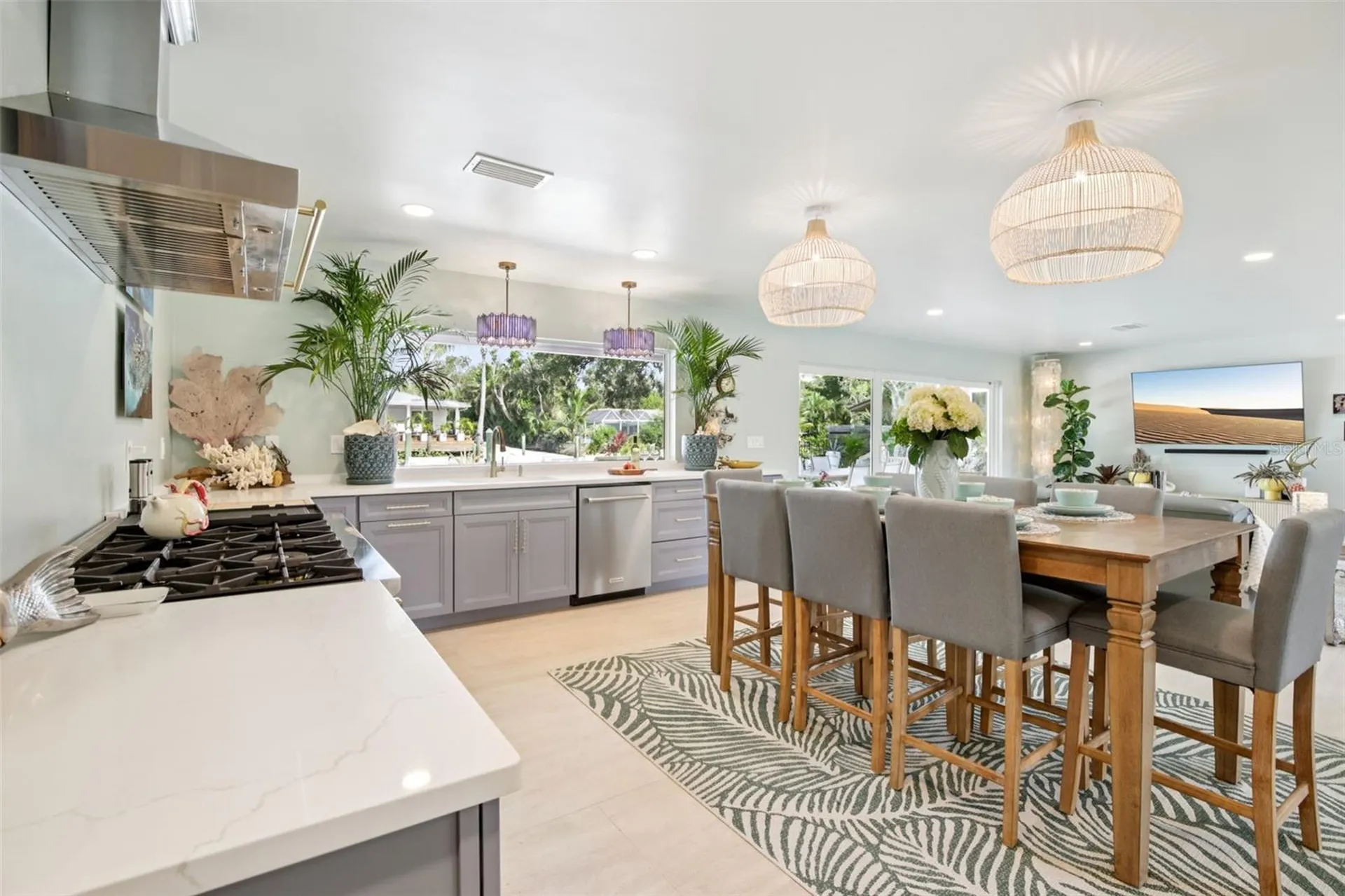 613 Buttonwood Drive Longboat Key FL 34228