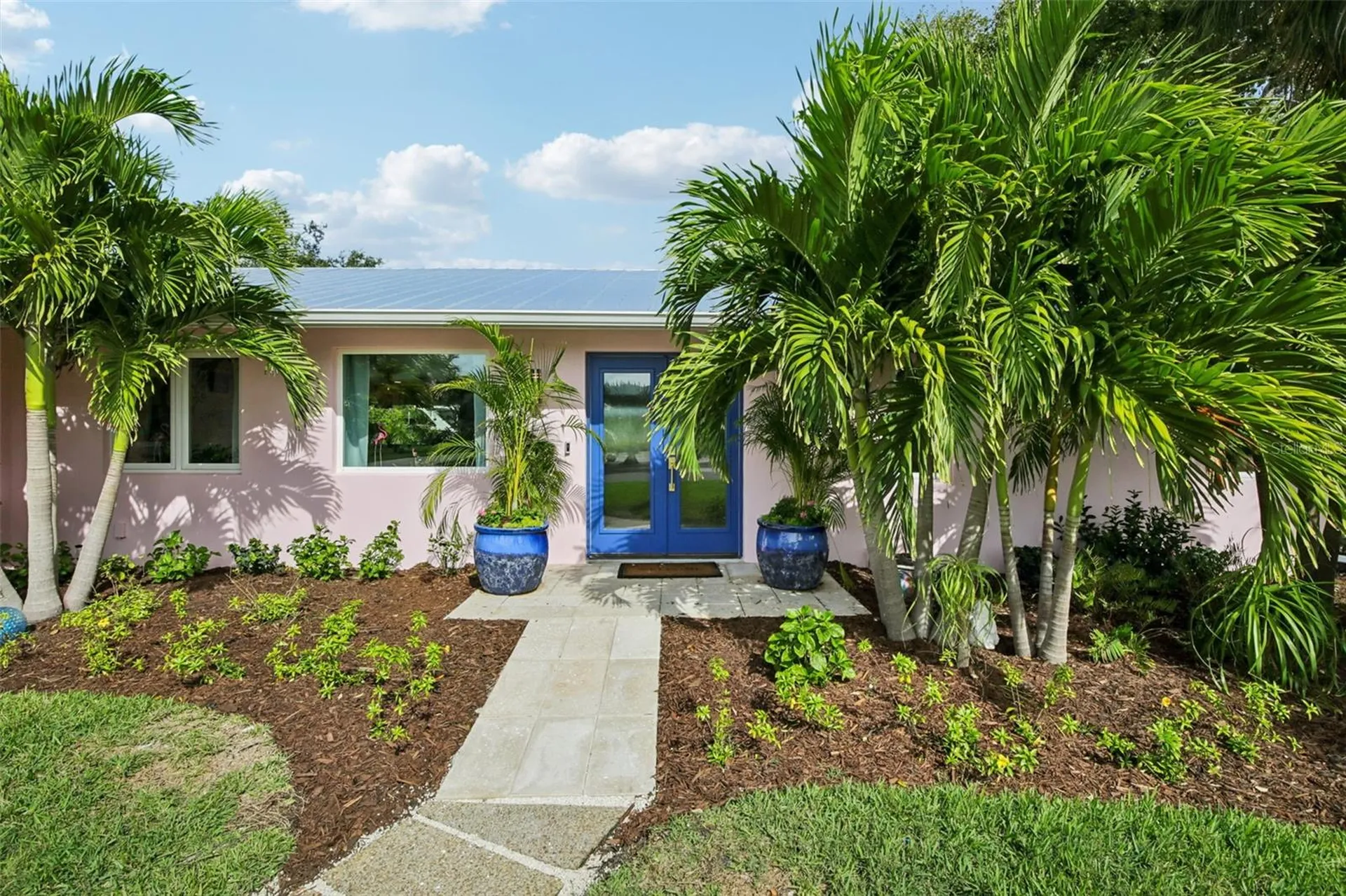 613 Buttonwood Drive Longboat Key FL 34228