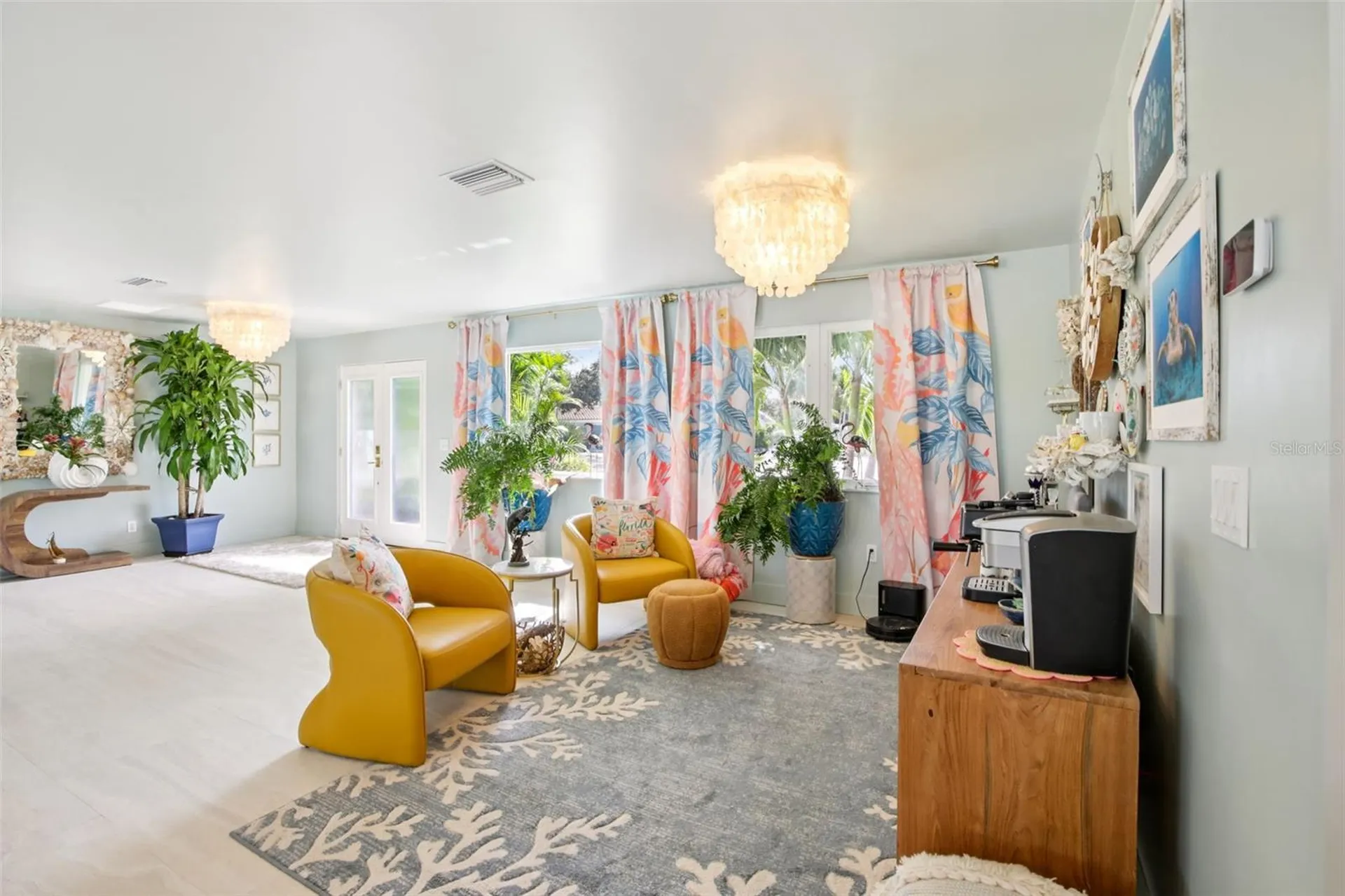 613 Buttonwood Drive Longboat Key FL 34228