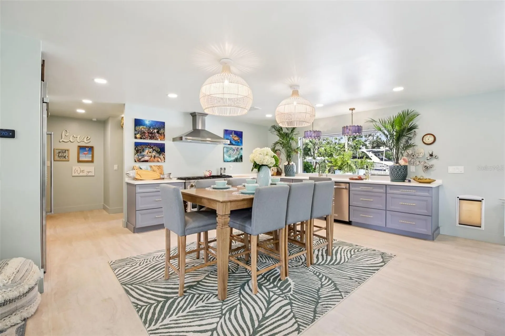613 Buttonwood Drive Longboat Key FL 34228
