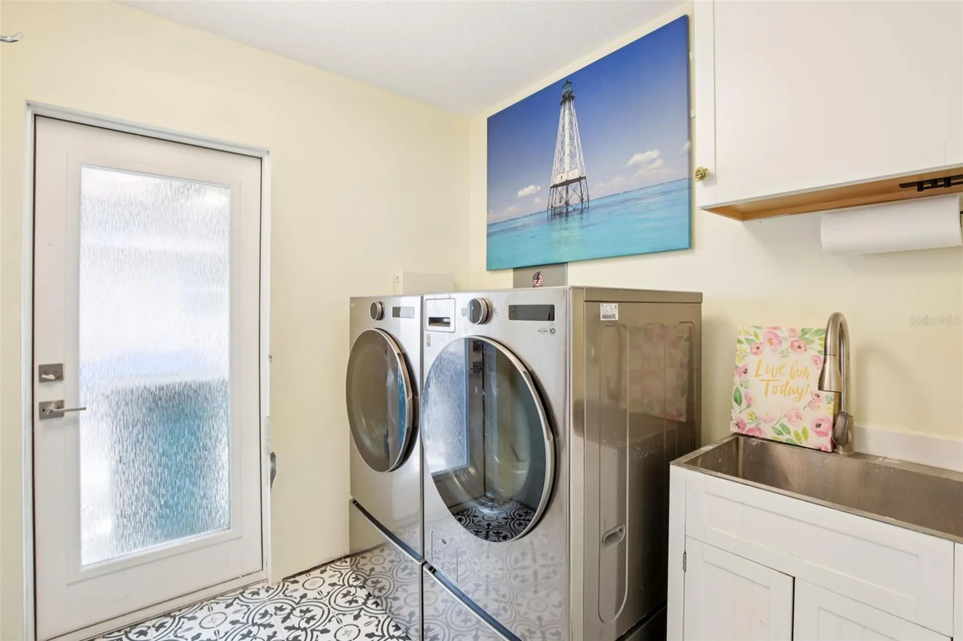 613 Buttonwood Drive Longboat Key FL 34228