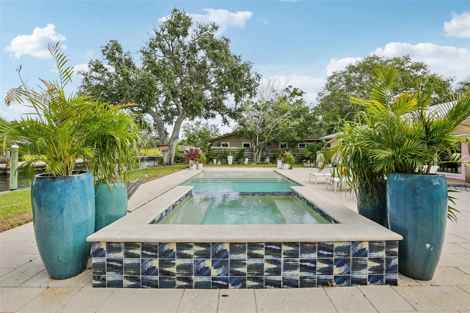 613 Buttonwood Drive Longboat Key FL 34228