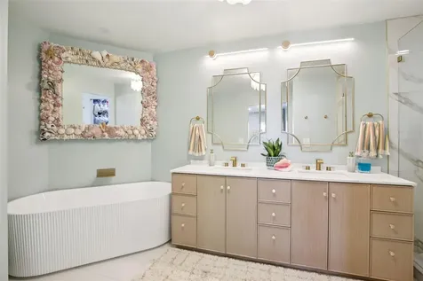 613 Buttonwood Drive Longboat Key FL 34228