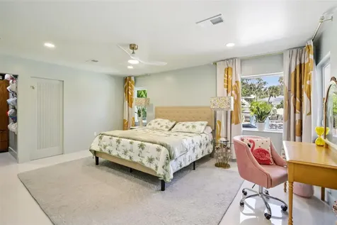 613 Buttonwood Drive Longboat Key FL 34228